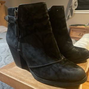 Gianni Bini Ankle Boots
